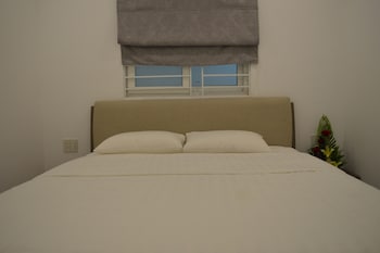 beach front apartment
