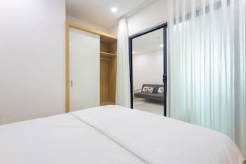 beach front apartment