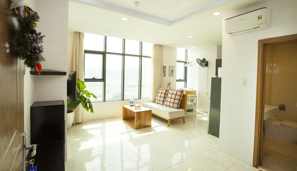 beach front apartment