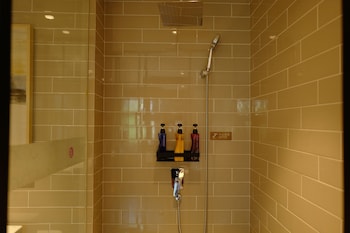 manxin qianmen courtyard hotel