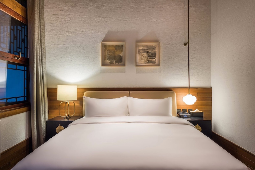 manxin qianmen courtyard hotel