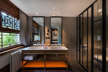 manxin qianmen courtyard hotel