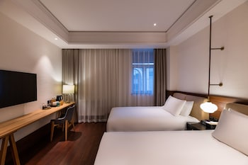 manxin qianmen courtyard hotel