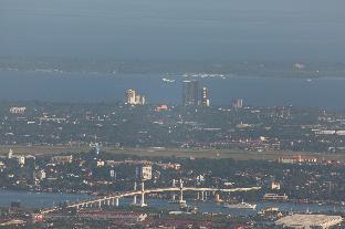 mactan fully furnished condo