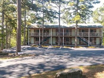 travelers inn