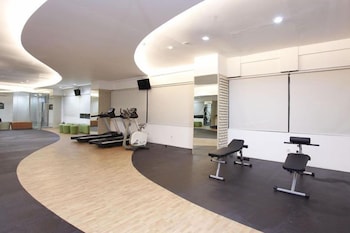 simply studio room at grand serpong apartment by travelio