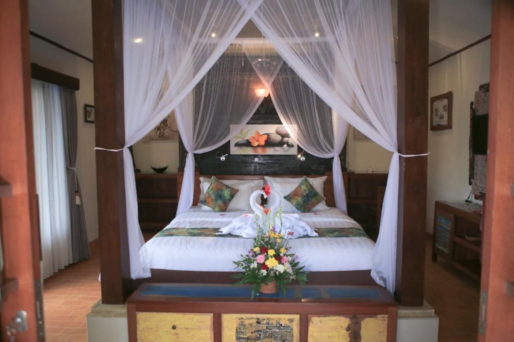 kts balinese villas
