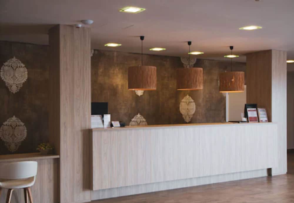 hotel sur menorca and splash