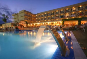 hotel sur menorca and splash