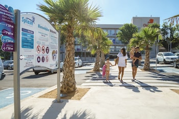 hotel sur menorca and splash