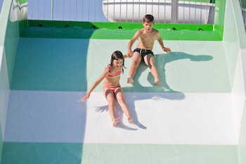 hotel sur menorca and splash