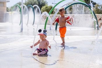 hotel sur menorca and splash