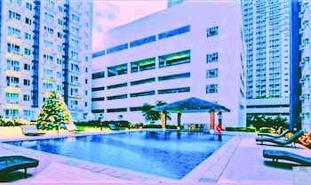 grass residence sm north mrt nlex qc