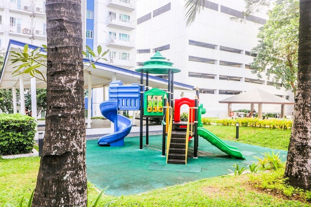 grass residence sm north mrt nlex qc