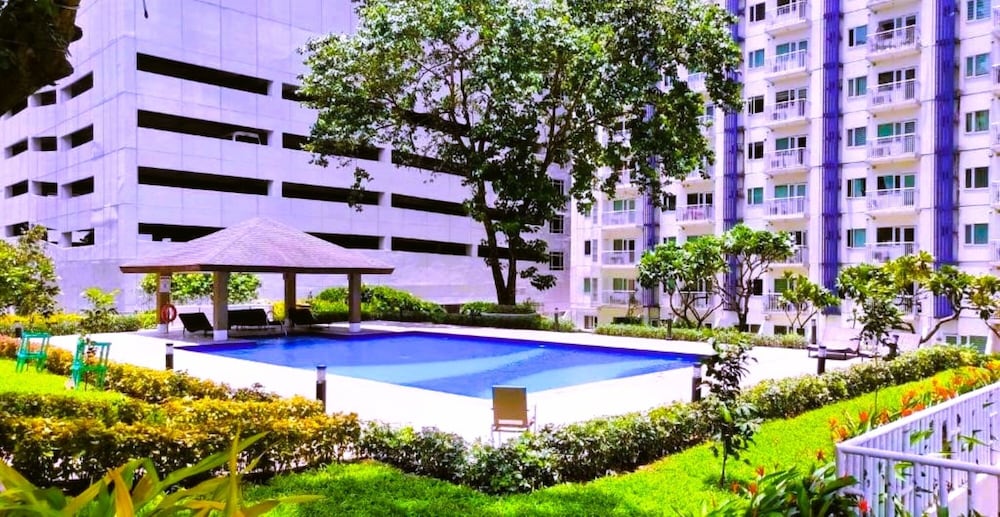 grass residence sm north mrt nlex qc