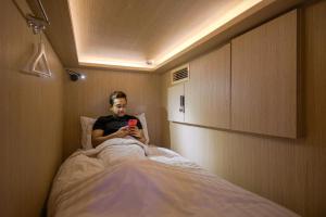 cube boutique capsule hotel kampong glam sg clean
