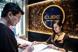 cube boutique capsule hotel kampong glam sg clean