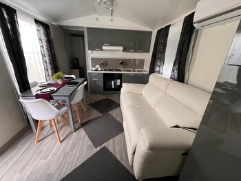 luxury camp at union lido