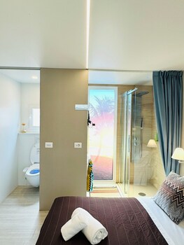 luxury camp at union lido