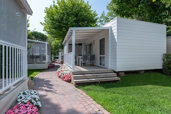 luxury camp at union lido