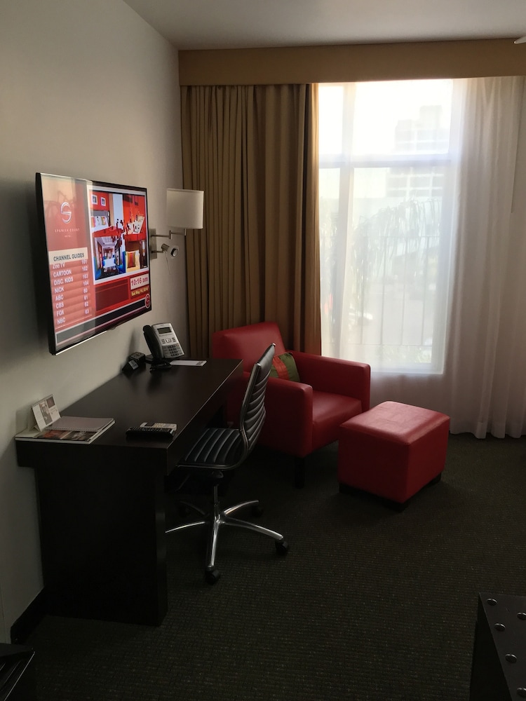 the spanish court hotel