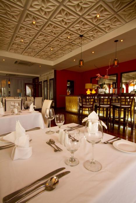 the spanish court hotel