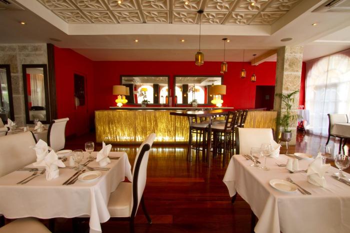 the spanish court hotel