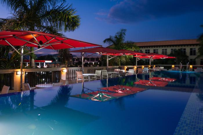 the spanish court hotel