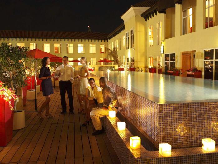 the spanish court hotel