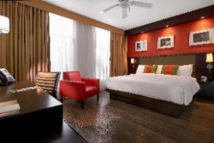 the spanish court hotel