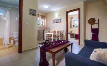 caretta village