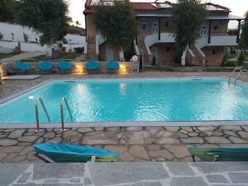caretta village