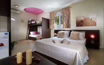 caretta village