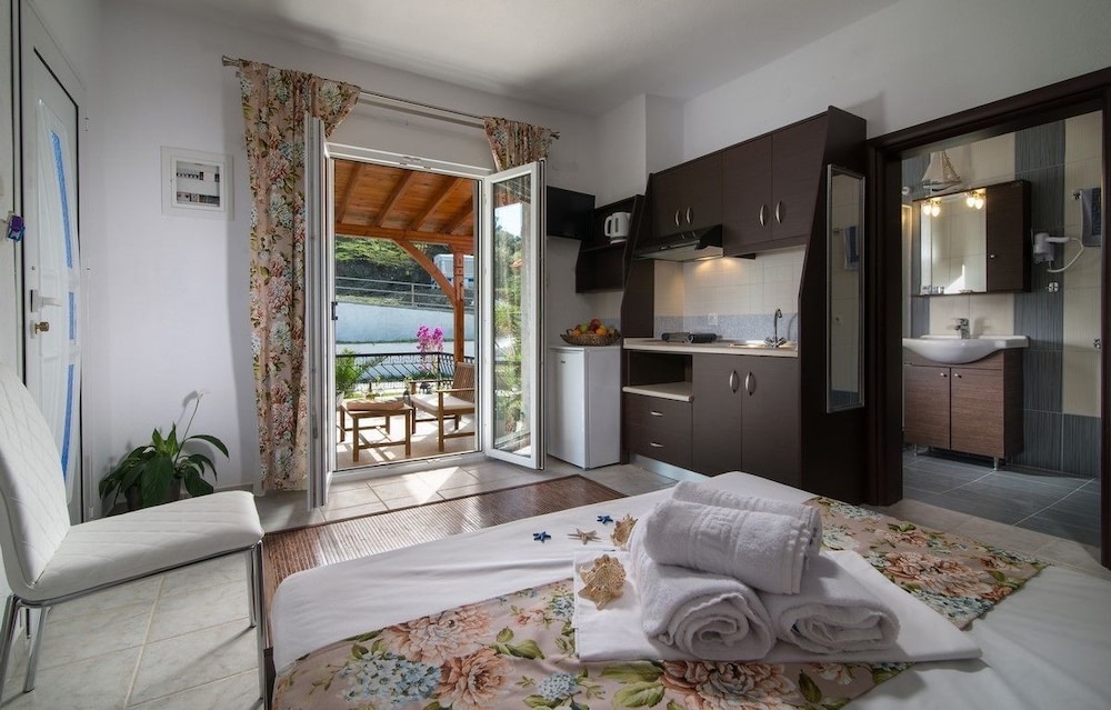 caretta village