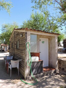 Hostal - Bungalows Camping Caceres,Caceres Province>>Caceres,2 star