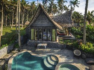 absolute beachfront romantic villa laut