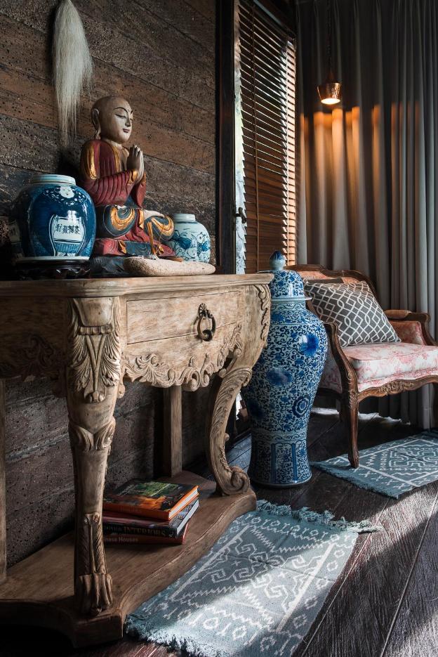 absolute beachfront romantic villa laut