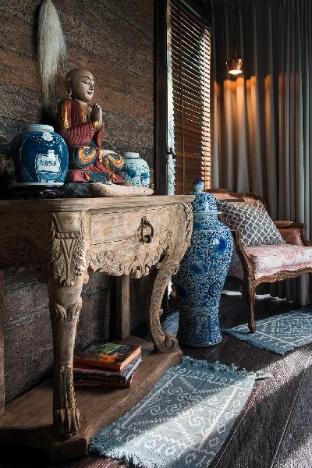 absolute beachfront romantic villa laut