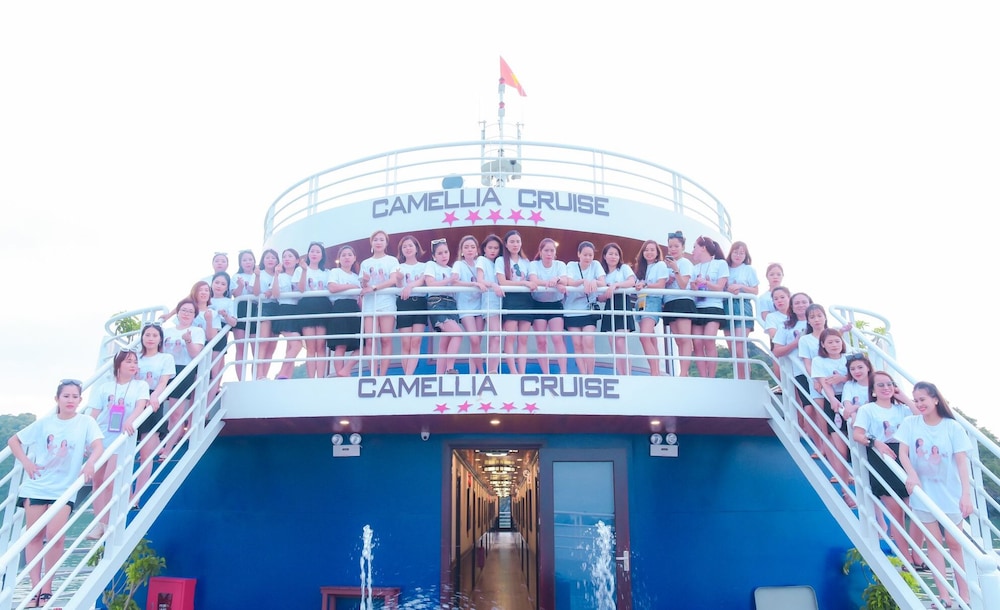 lan ha legend cruise