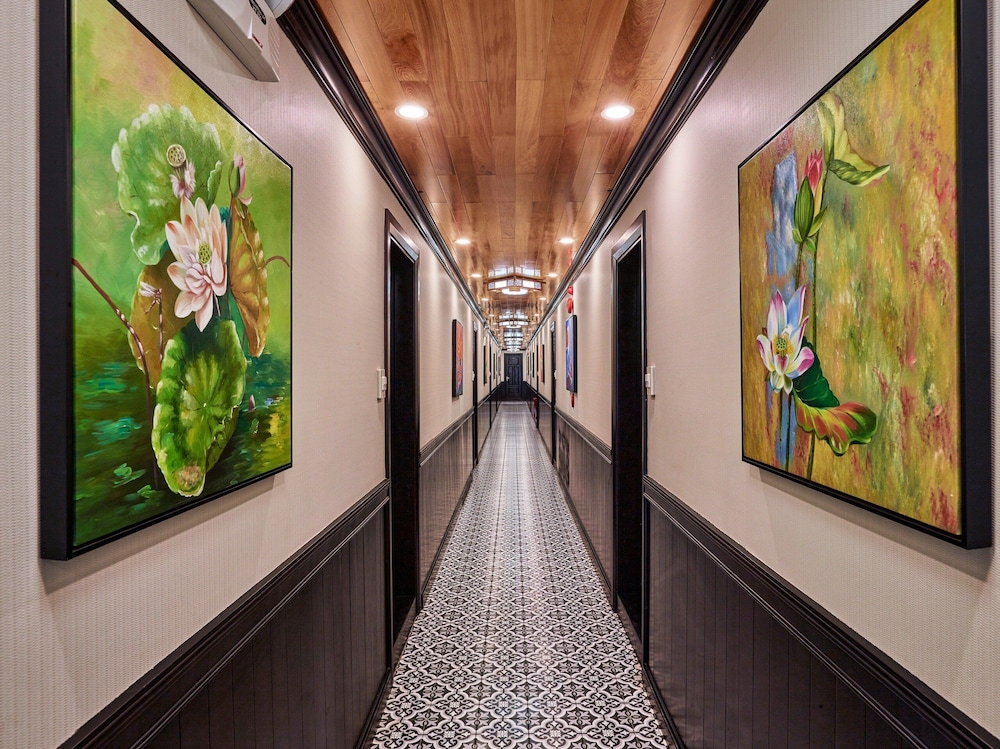 lan ha legend cruise