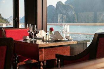 lan ha legend cruise