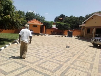 Cactus Hill Side Hotel,,3.5 star