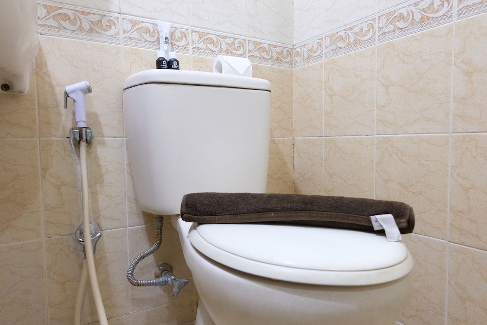 relaxing 2br majesty apartment near maranatha unversity