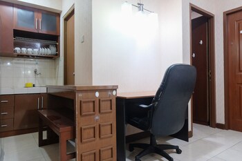 relaxing 2br majesty apartment near maranatha unversity