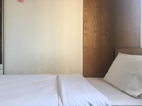 relaxing 2br majesty apartment near maranatha unversity