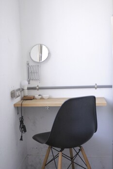 oldmancaptain hostel