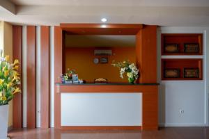reddoorz plus cameloan hotel palu