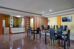 reddoorz plus cameloan hotel palu