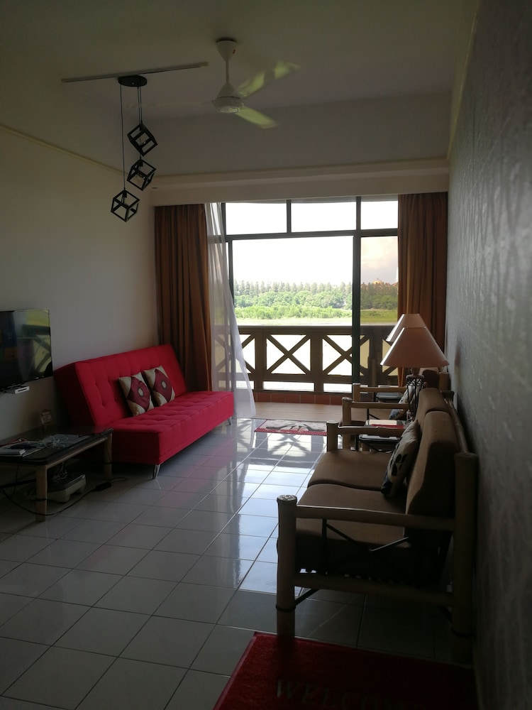 ideal mahkota apartment