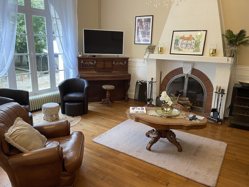 vue du chateau dexcideuil